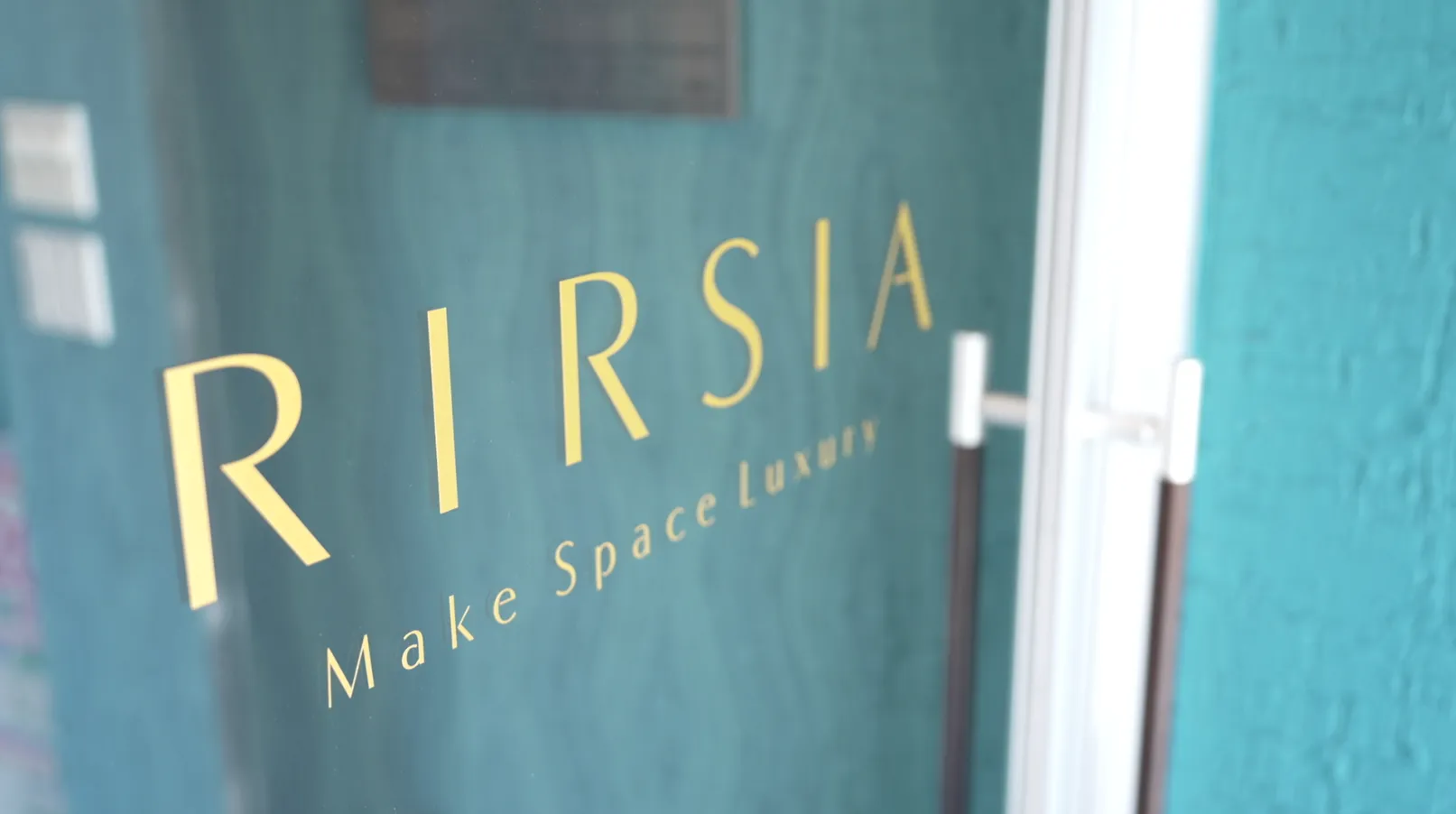 株式会社RIRSIA(リルシア)